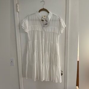 Lightweight White Pintuck Tiered Short-Sleeve Tunic